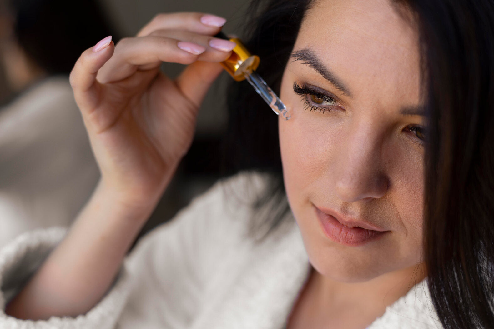 5 Reasons You Need Face Oil In Your Skincare Routine